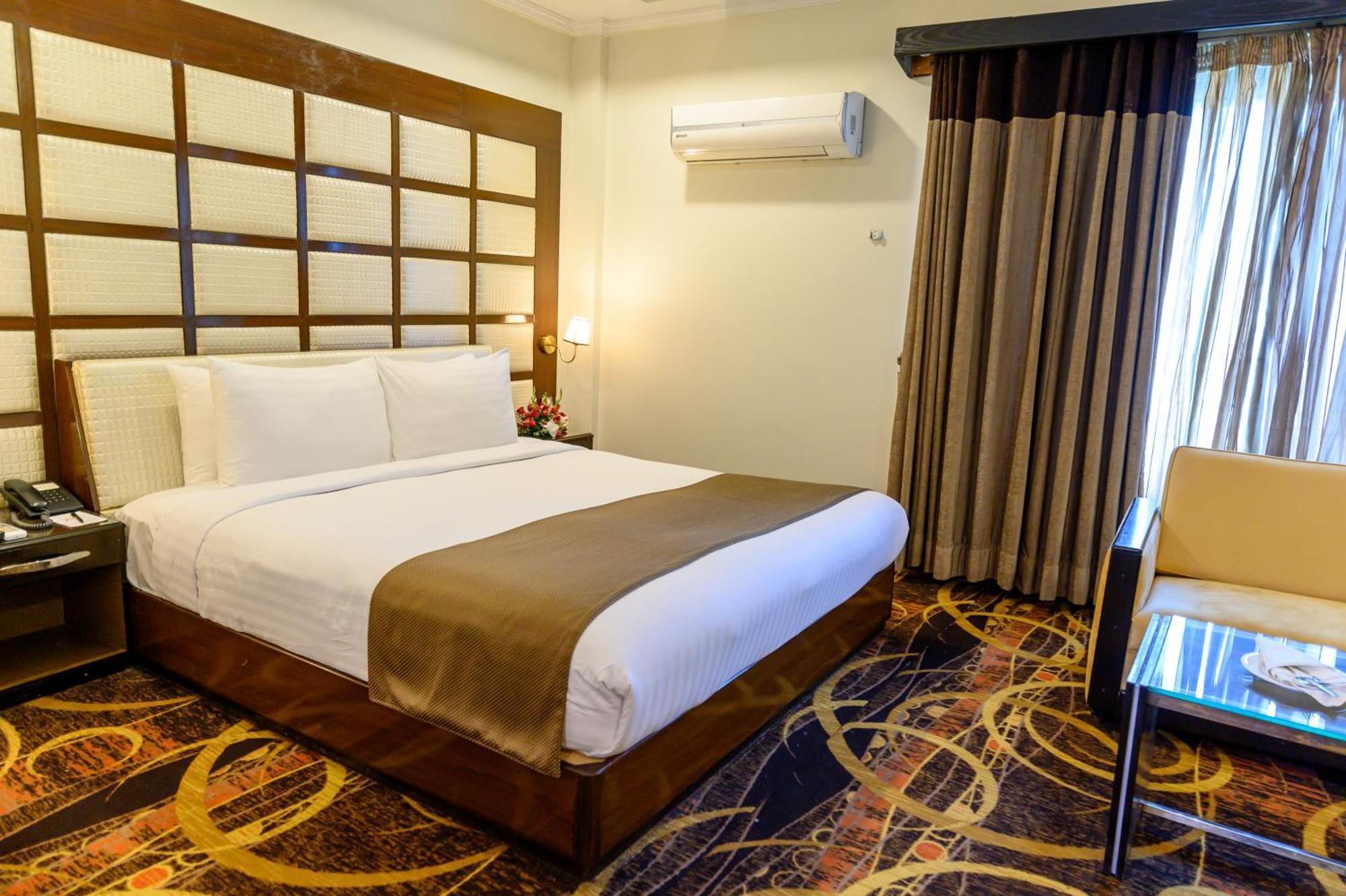 Hotel One Abbottabad Exterior foto