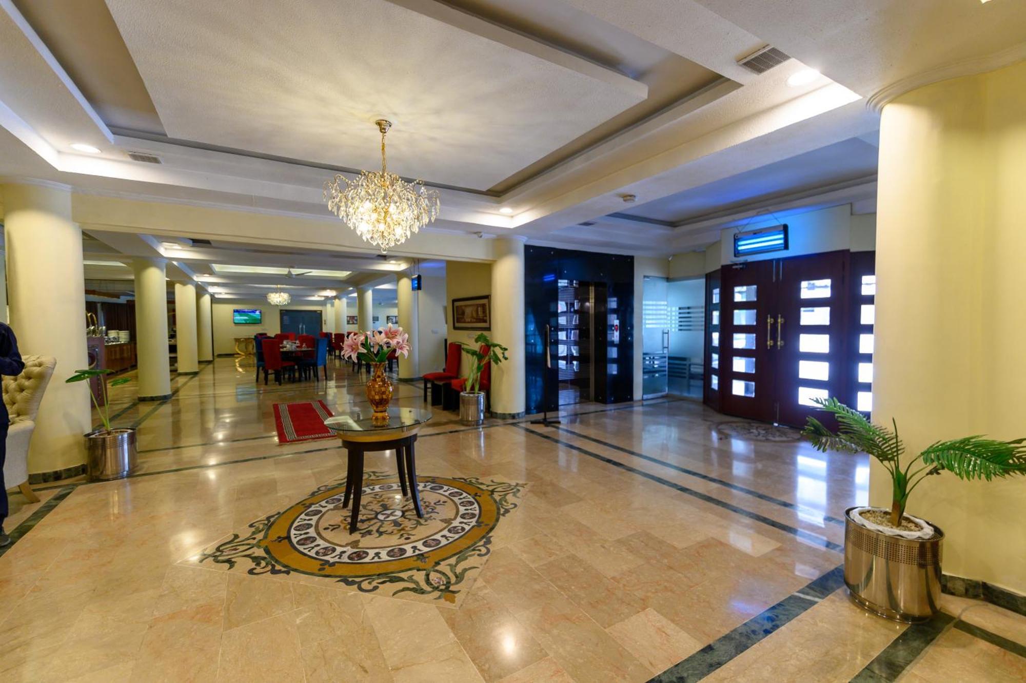 Hotel One Abbottabad Exterior foto